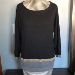 Attention crew neck sweater